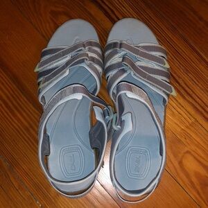 Teva Tirra Women’s Hiking Sandals Citadel Blue Strappy, labeled size 6 fits as 8